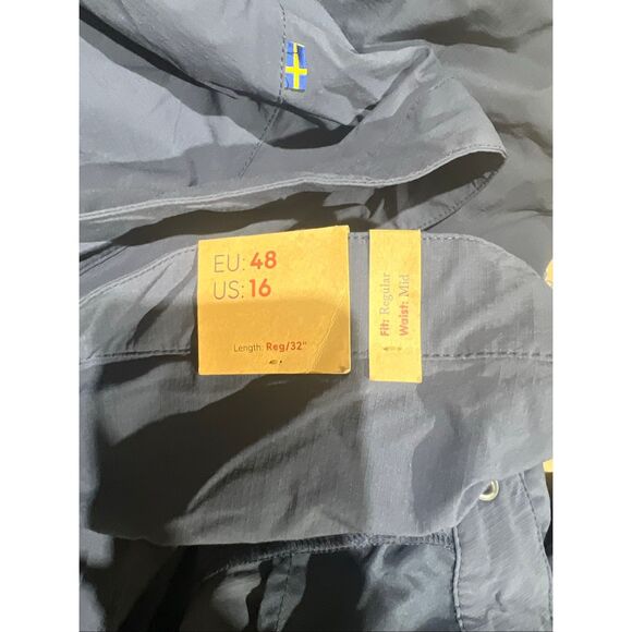 Fjällräven NWT High Coast Trail Trousers Navy Size 48/16 - Picture 5 of 5